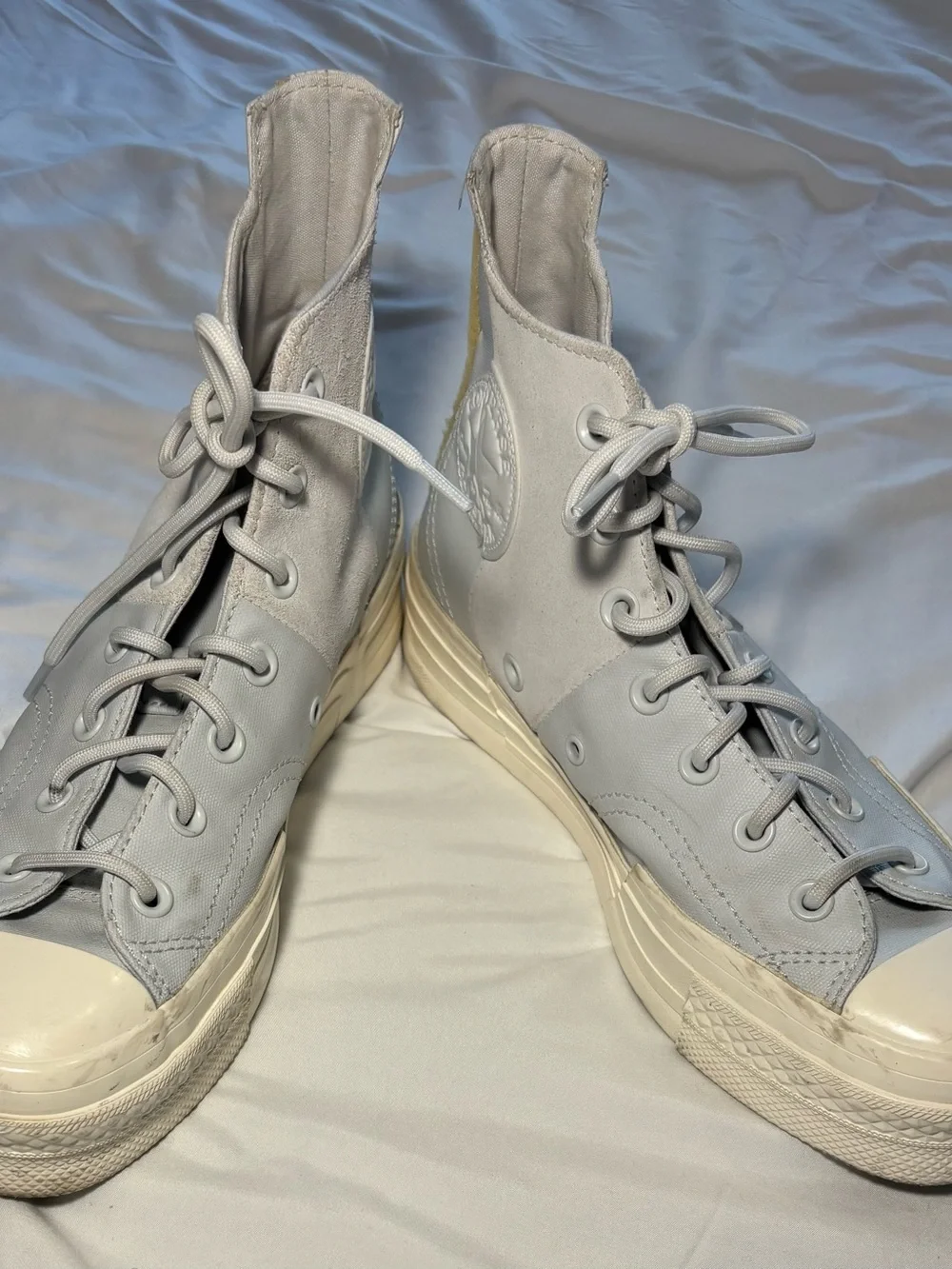 Converse Chuck Taylor High Top Platform Sneakers Women’s 8.5 / Men’s 6.5